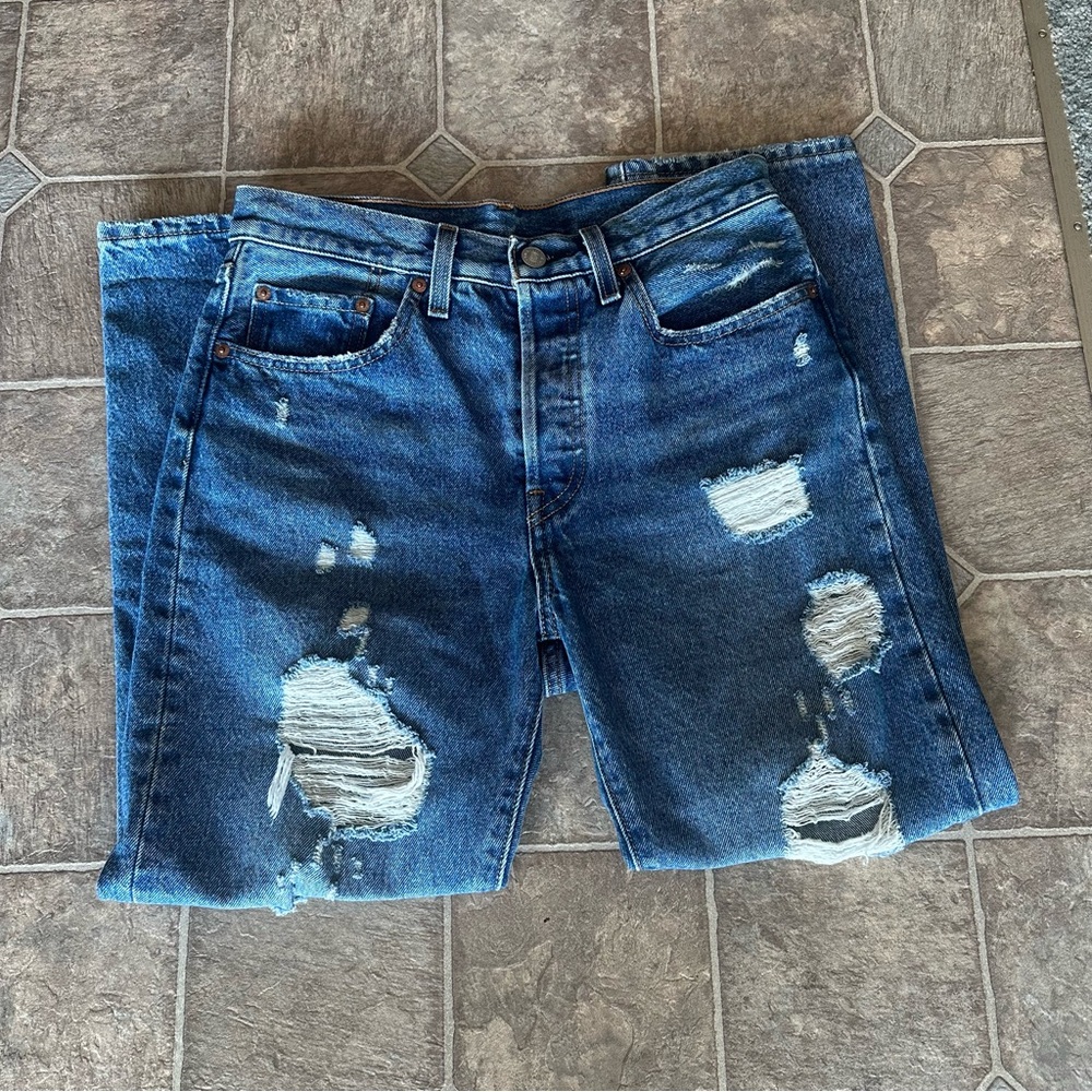 Levi's 501 Distressed Original Cropped Denim Jeans 26x26 Medium Wash 100% Cotton